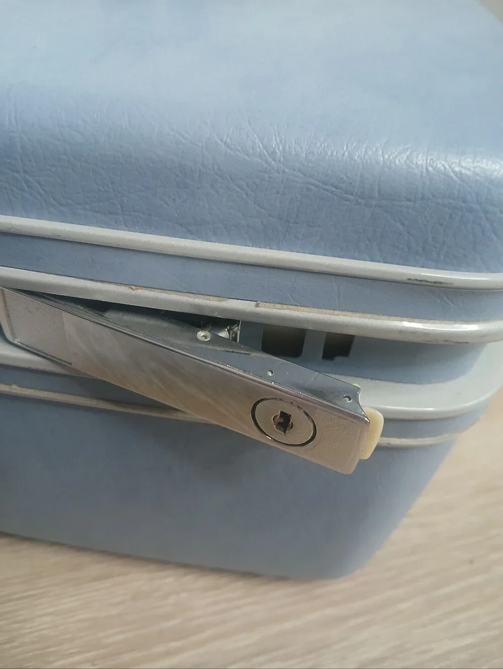 Samsonite Retro Luggage Style Vintage 50's Hard Case w/ Tray Blue Silver Tone